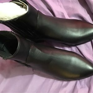 Charlotte Russe boots size 10 Davis-01 new in box Black PU